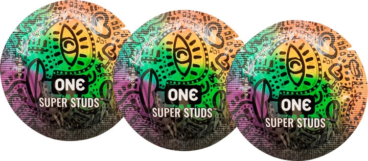 Презервативи One Super Studs з точковим рельєфом 3 шт