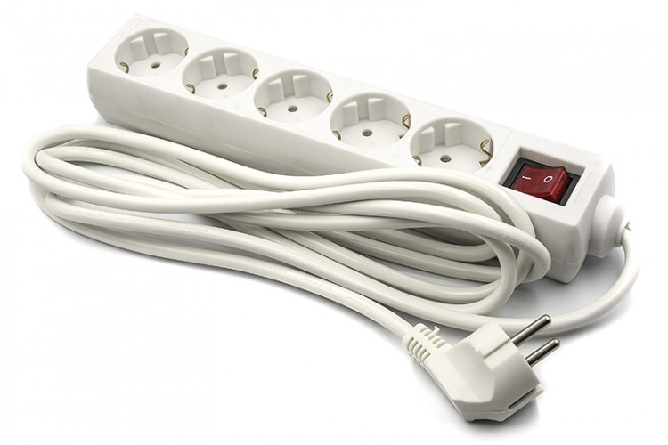 Сетевой фильтр PowerPlant 3 м, 3x1.0мм2, 8А, 5 розеток, евростандарт (JY-1052/3)